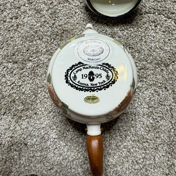 Mackenzie Childs Vintage NWT 1995 Camp Rose Teapot - Picture 4 of 6